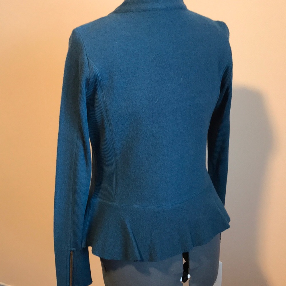 Awesome jacket - Picture 4 of 7